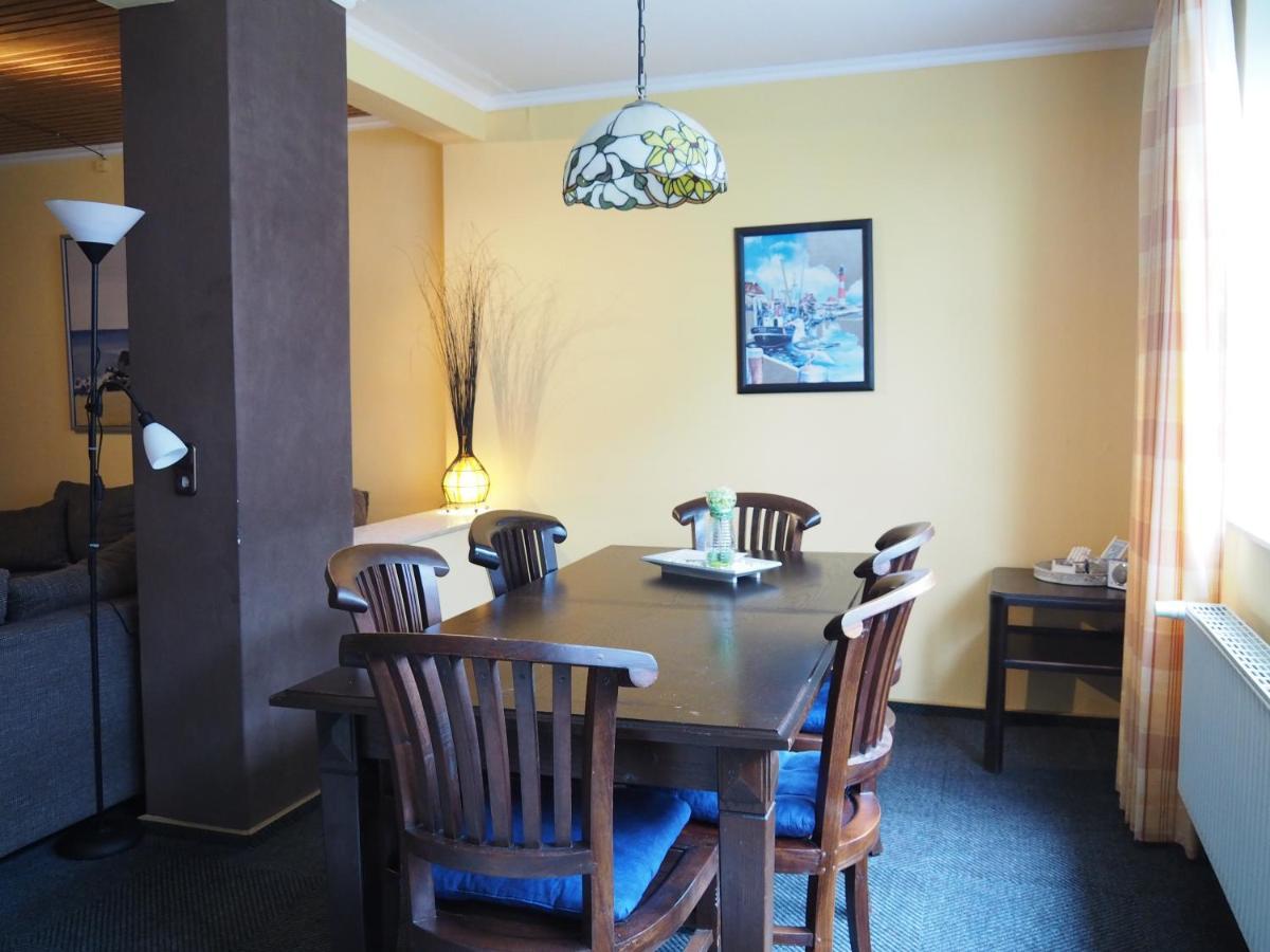 Friesenmeer Ferienwohnung Eins 벤세르시엘 외부 사진