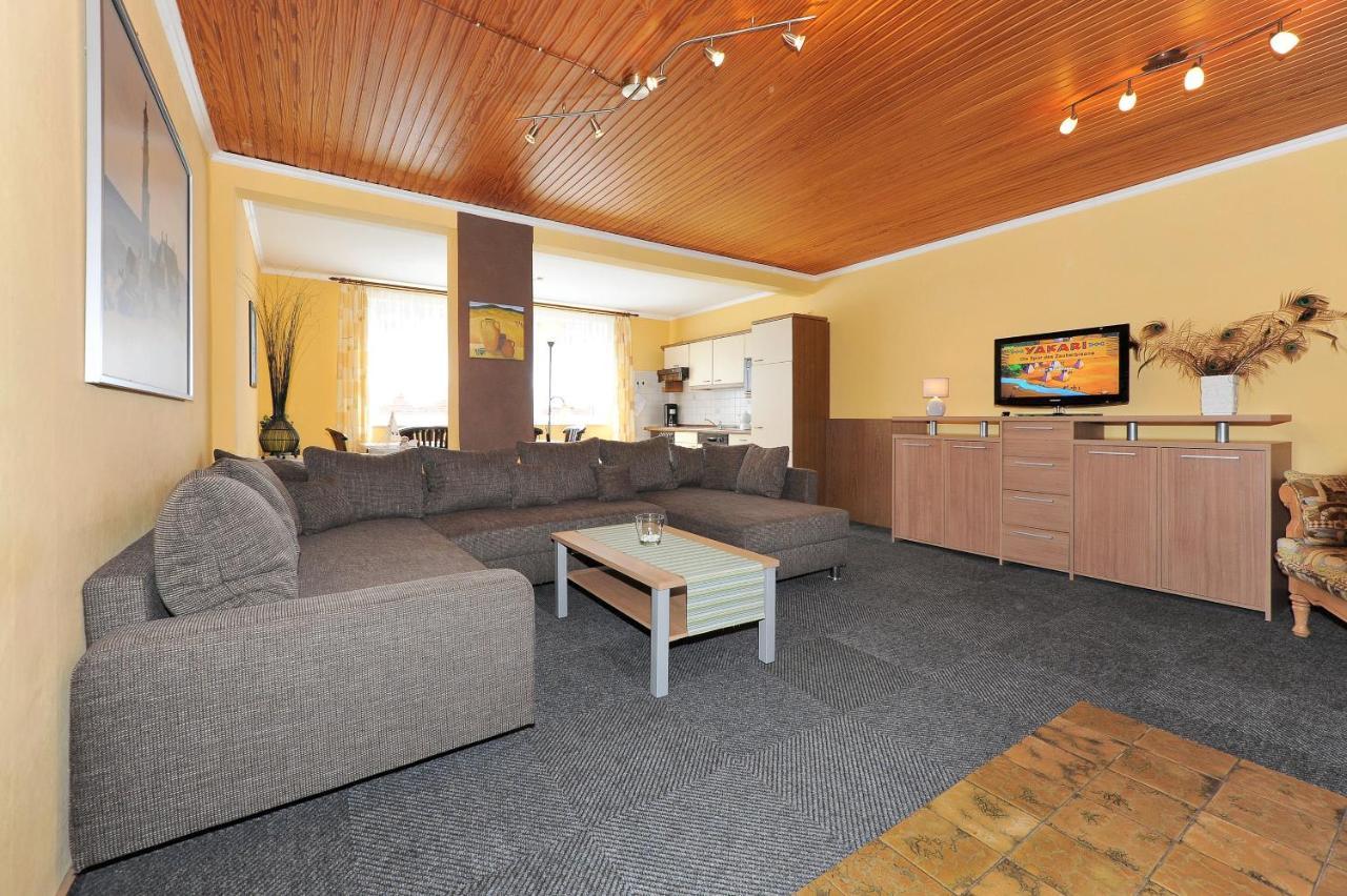 Friesenmeer Ferienwohnung Eins 벤세르시엘 외부 사진